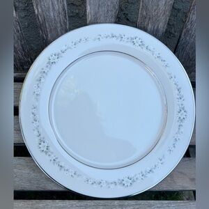 Noritake Ivory China, Heather 7548, 10.5” Dinner Plate Japan Large